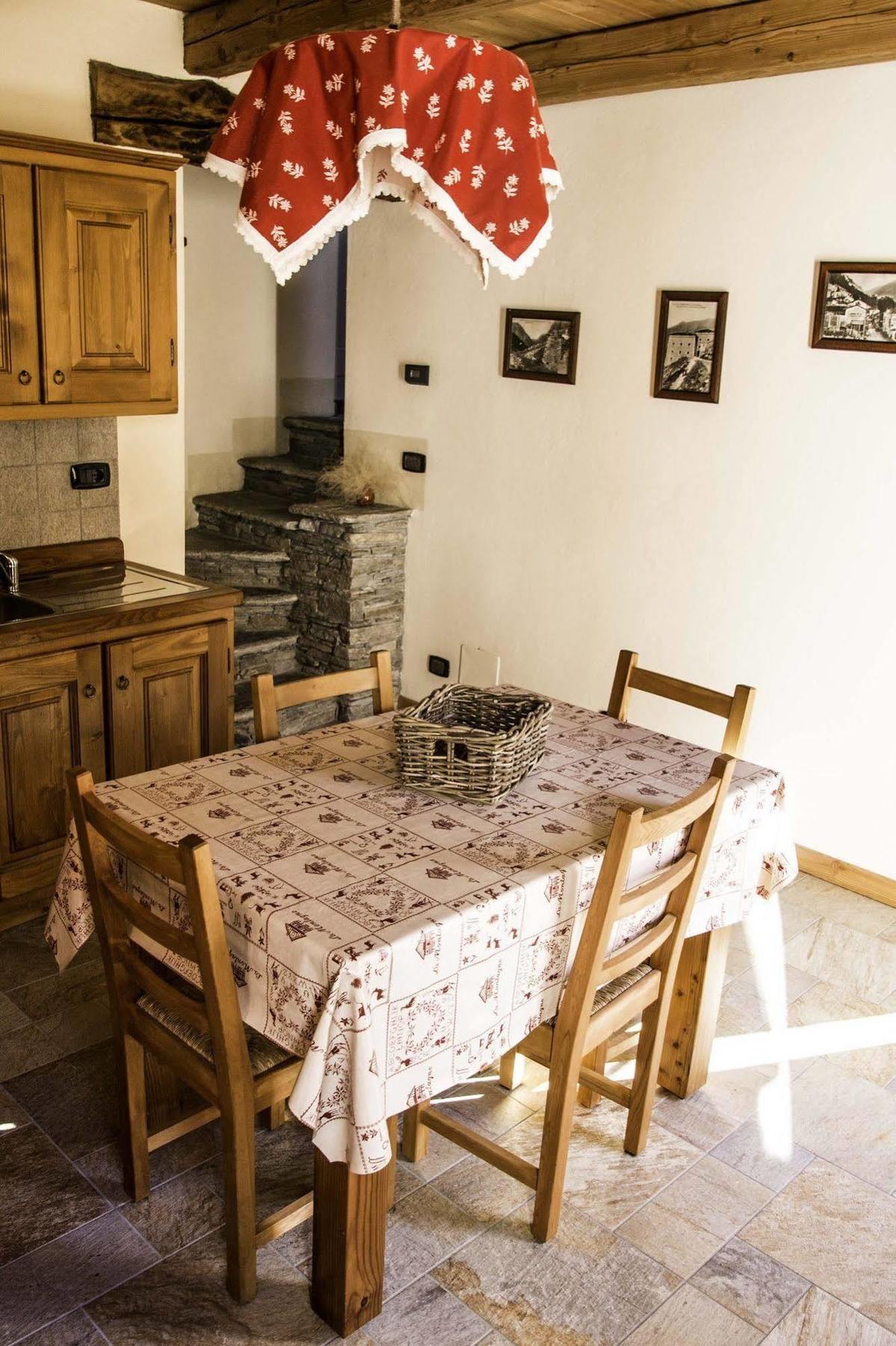Le Petit Hotel *